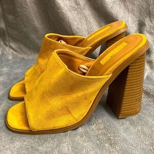 Forever 21. Shoes